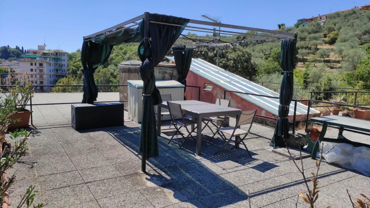 073 - Casa Rapallo Con Attico Privato, 10 Minuti Mare Spiaggie A Piedi Extérieur photo